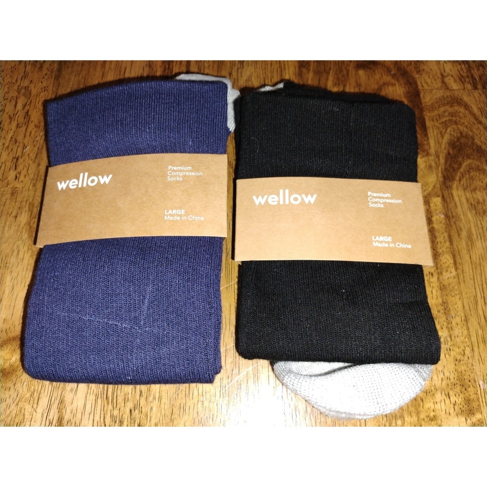 NEW Wellow Premium Compression Socks Large (LOT OF 2)‎